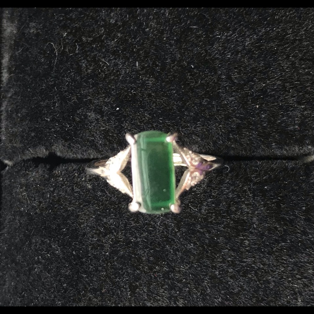 Jade ring